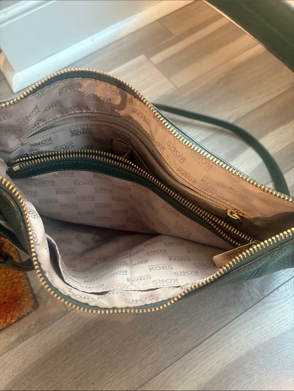 Michael Kors Forest Green Pebbled Leather Hobo Shoulder Bag - Picture 5 of 9